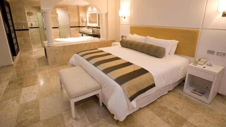 Grand Riviera Princess Hotel